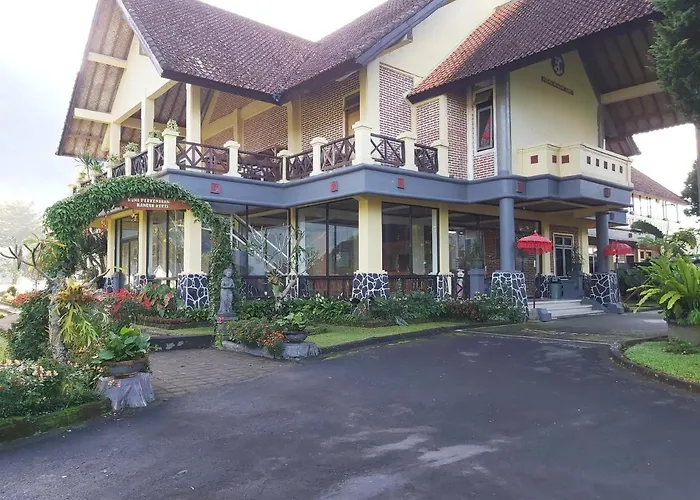 Hostal Wisma Nangun Kerti