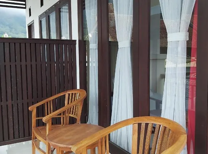 Hostal Wisma Nangun Kerti *