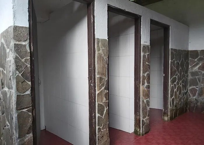 Hostal Wisma Nangun Kerti *